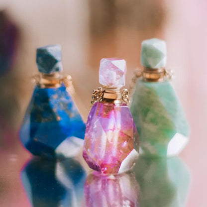Collier Élégant avec Flacon de Parfum en Cristal - Iris