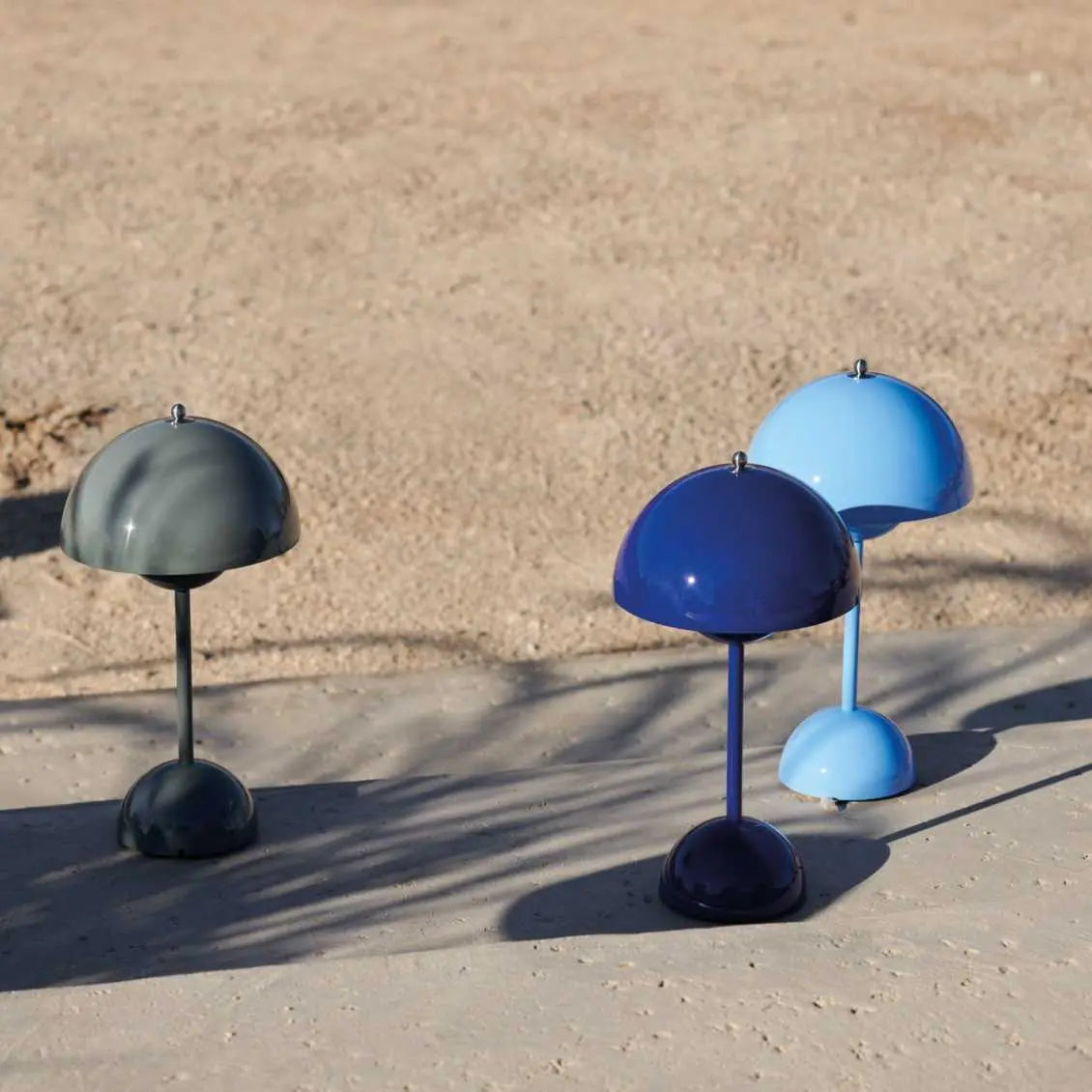 Lumière Lunaire - Lampe de Table LED pour une Ambiance Moderne