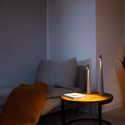 LumiMaître - Lampe de Table LED Rechargeable | Design Moderne et Fonctionnel | Éclairage Ambiant Durable