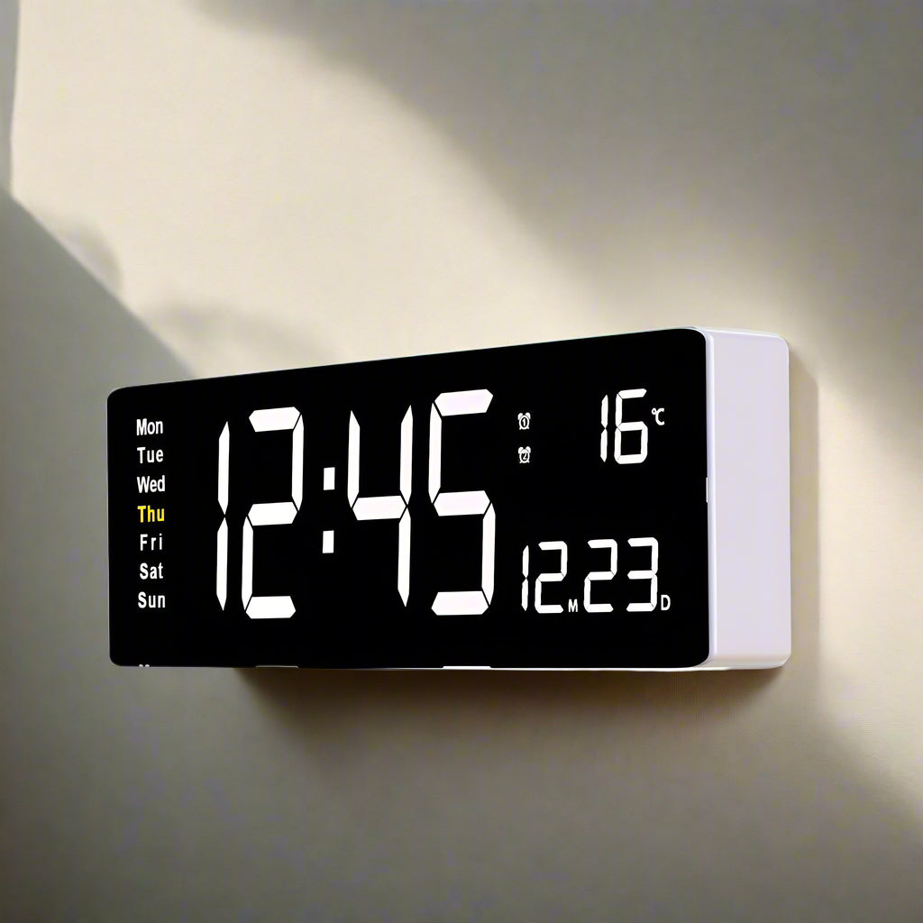 Horloge numérique en acrylique coloré - Apportez de la couleur à votre intérieur !