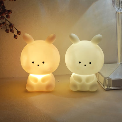 BunnyGlow – Grande Lampe de Table LED avec Batterie & Style Anime