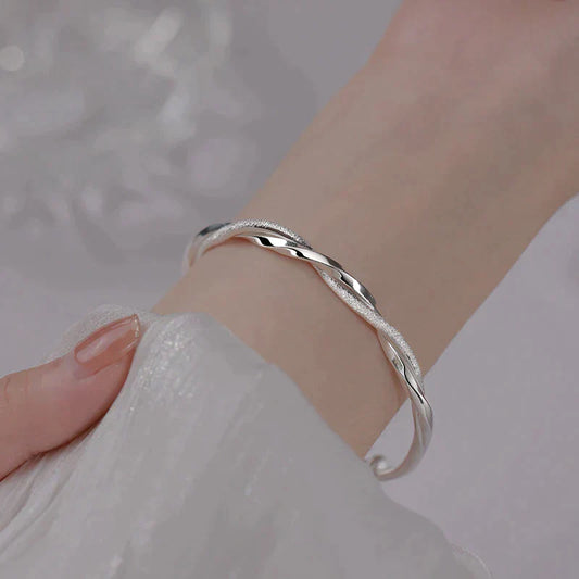 Bracelet en Argent Tordu Élégante