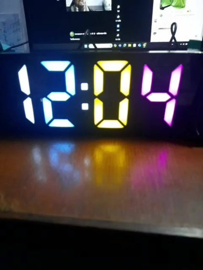 TimeView – Réveil Numérique Moderne avec Projection
