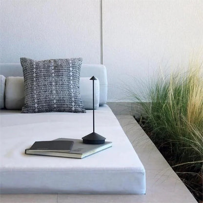 Floroux - Lampe de table sans fil slim et portable avec luminosité réglable