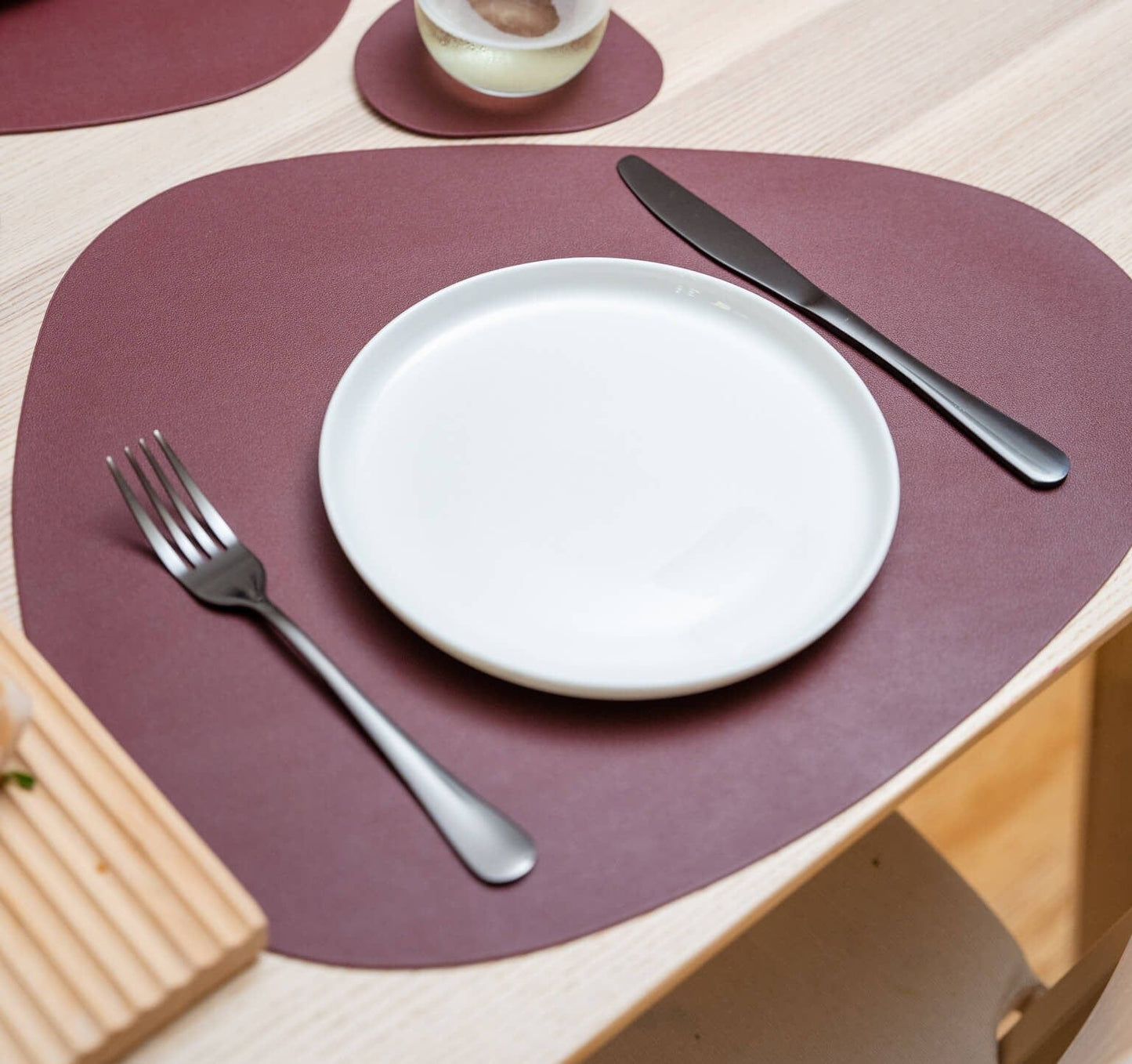 Bayley - Ensemble de luxe en simili cuir Ensemble de table et sous-verres