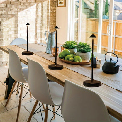 ConusLamp – Lampe de table USB élégante