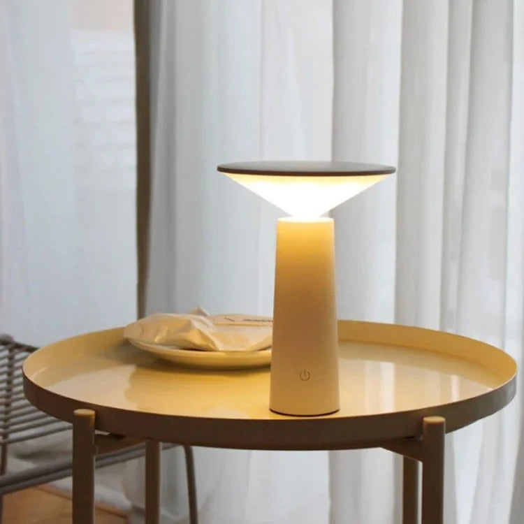 FlexiLume – Lampe LED Extérieure avec Bras Ajustable et Éclairage Pivotant