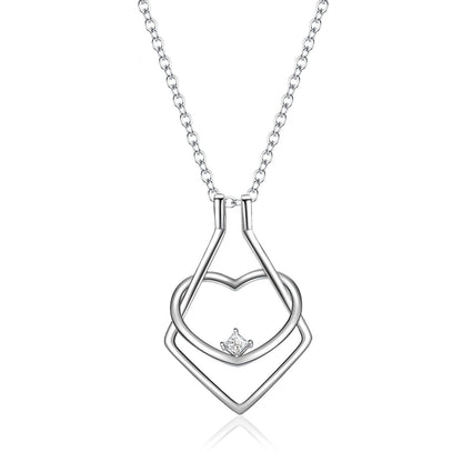Amelina Collier en forme de cœur avec support de bague – Élégance à pleine floraison