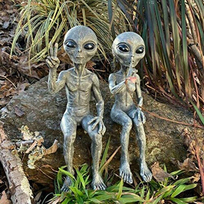 Floroux Alien Garden | Decorative Alien Figure for Outdoor | Resin Statue for Garden & Home | Miniature for Outdoor Use