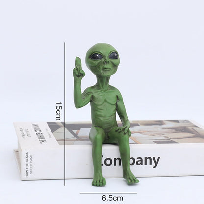 Floroux Alien Garden | Decorative Alien Figure for Outdoor | Resin Statue for Garden & Home | Miniature for Outdoor Use