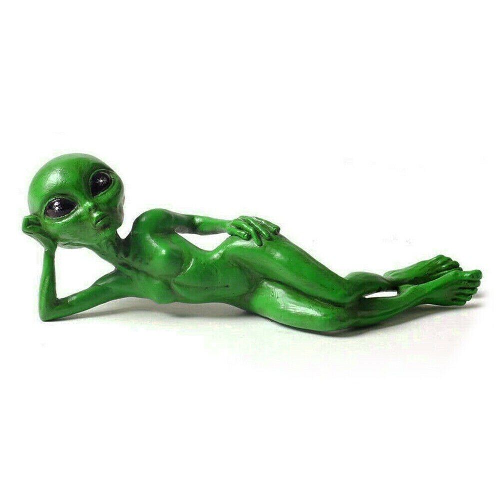 Floroux Alien Garden | Decorative Alien Figure for Outdoor | Resin Statue for Garden & Home | Miniature for Outdoor Use