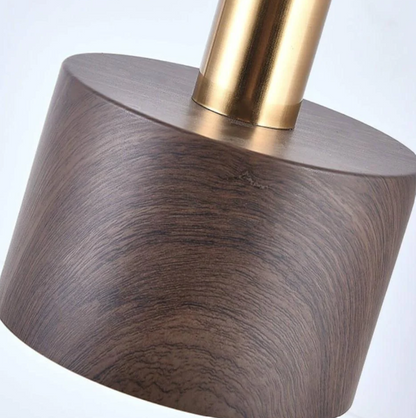 Floroux Applique murale avec base en or et abat-jour en métal - Élégance moderne pour intérieurs