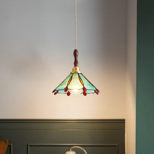 Lustre conique en vitrail traditionnel français à 1 lumière pour le salon