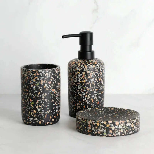 Accessoires de salle de bain en terrazzo noir
