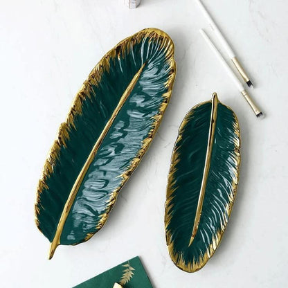 Ceramic plate in the shape of a banana leaf Floroux | Decorative | Serving platter