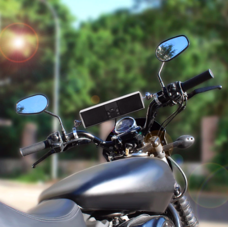 Haut-parleurs de moto