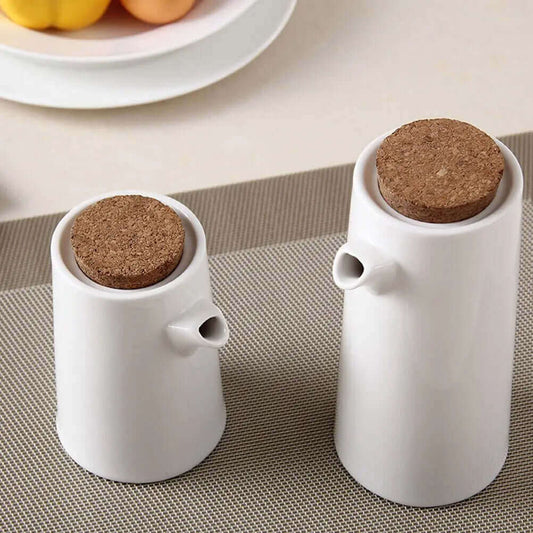 Bouteilles en céramique pour l'huile et le vinaigre