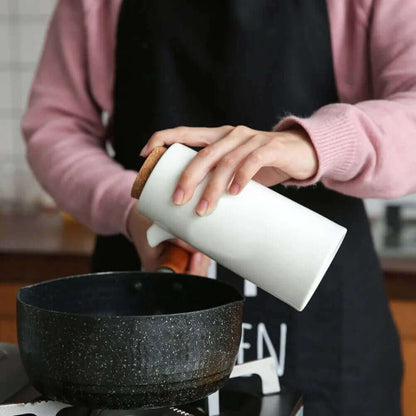 Bouteilles en céramique pour l'huile et le vinaigre