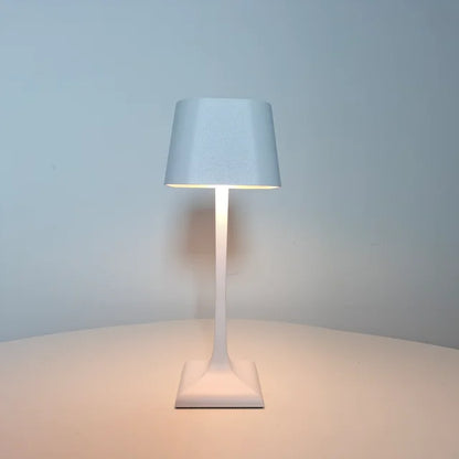 Floroux - Lampe de table carrée LED Slim alimentée par USB pour un éclat moderne