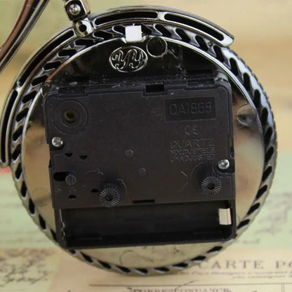 Horloge de réveil rétro créative – Style vintage – Plastique