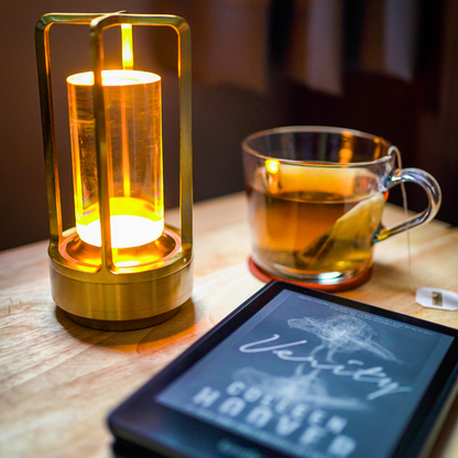 CristalLumière - Lampe en cristal élégante et moderne