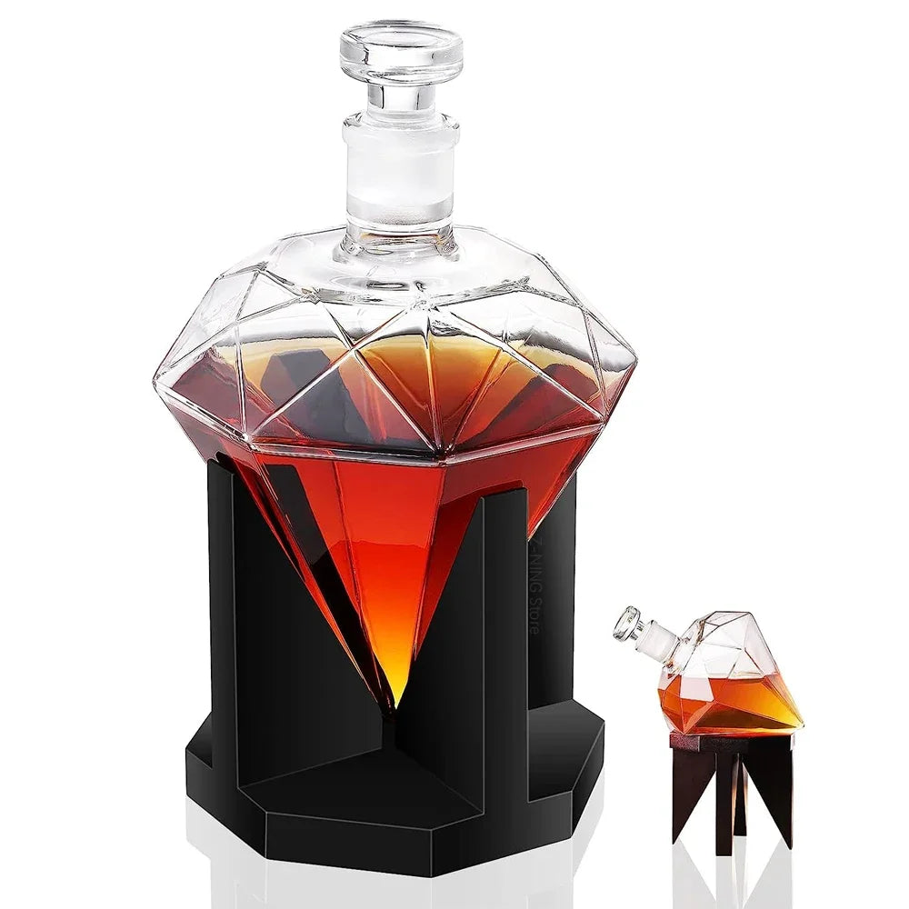 CrystalDrop | Décanteur à whisky en diamant - 1000 ml avec support en bois