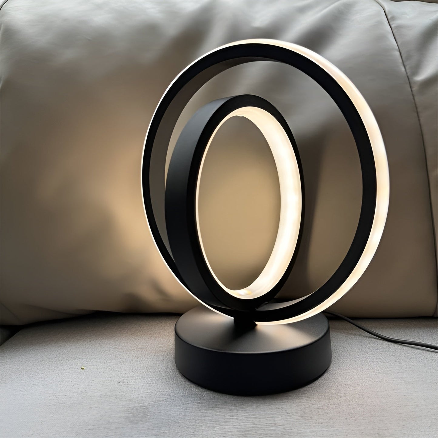 Lampe de table moderne dimmable - Design en métal élégant avec USB