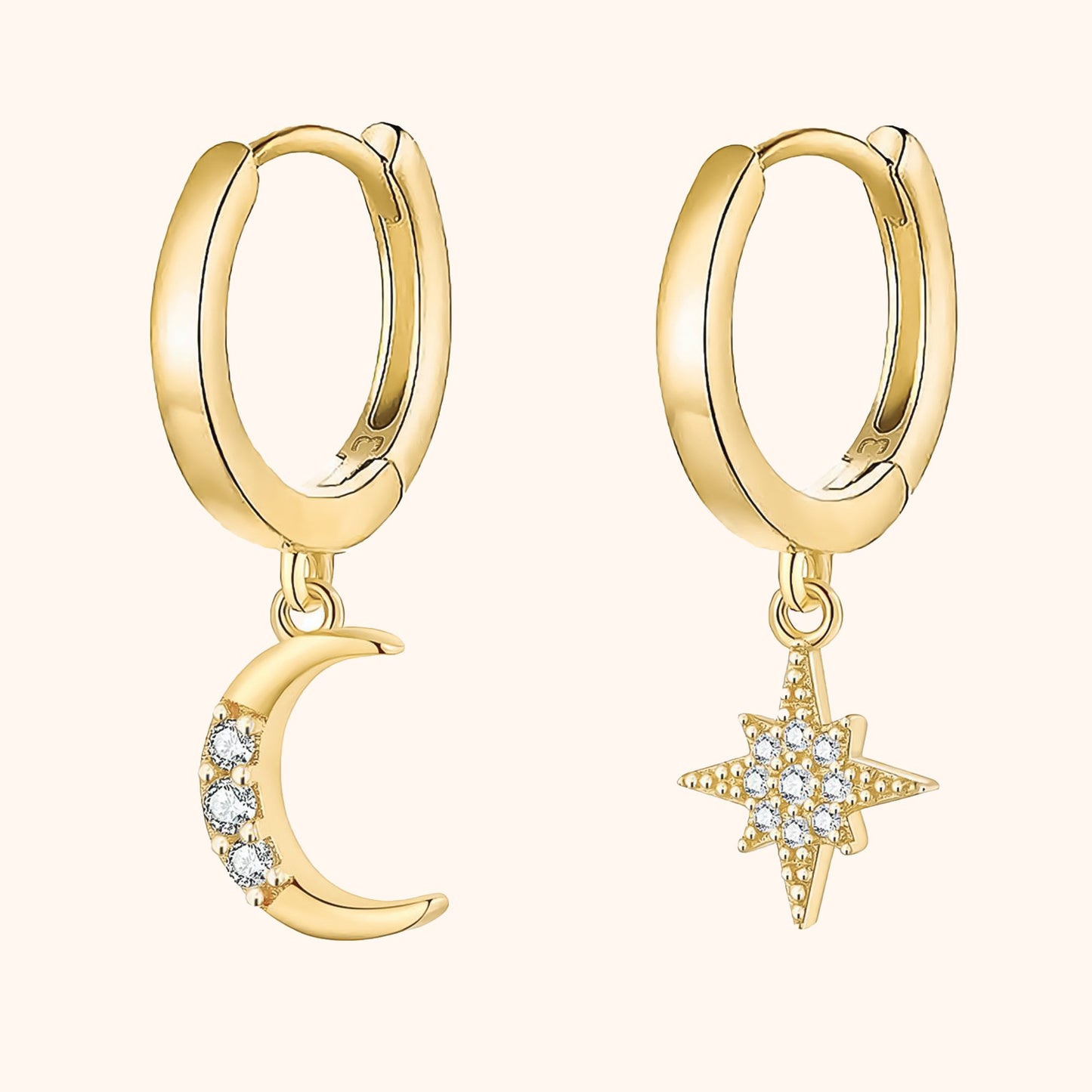 Boucles d'oreilles en forme de lune et d'étoiles envoûtantes - Cosmica