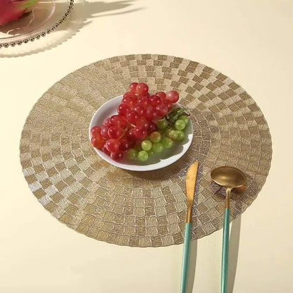 Set de 6 sets de table en PVC.