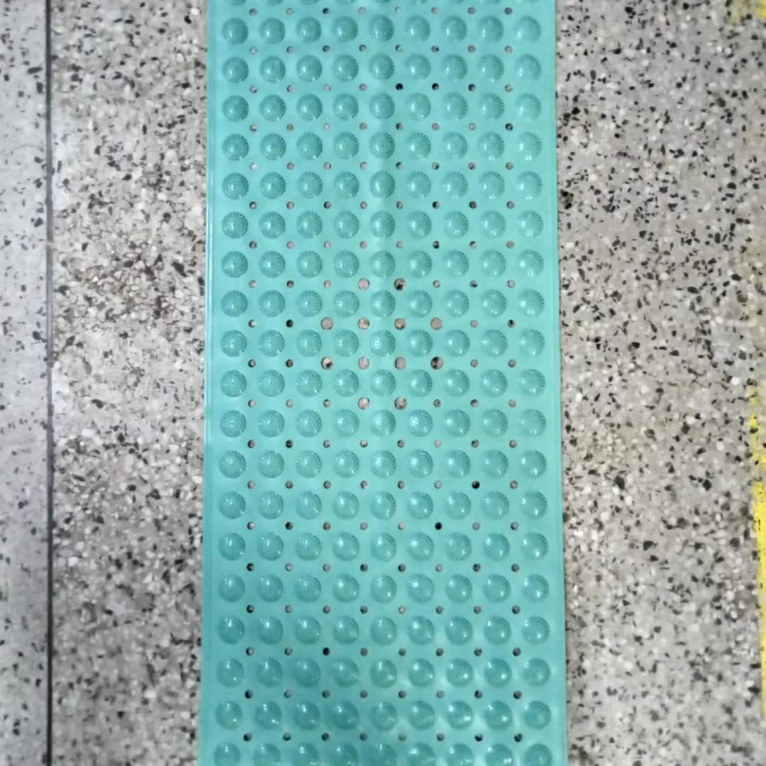 Tapis de bain/tub antidérapant extra long