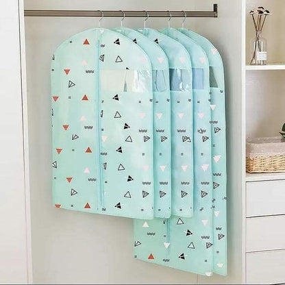 5 Sac de rangement suspendu anti-poussière pour vêtements