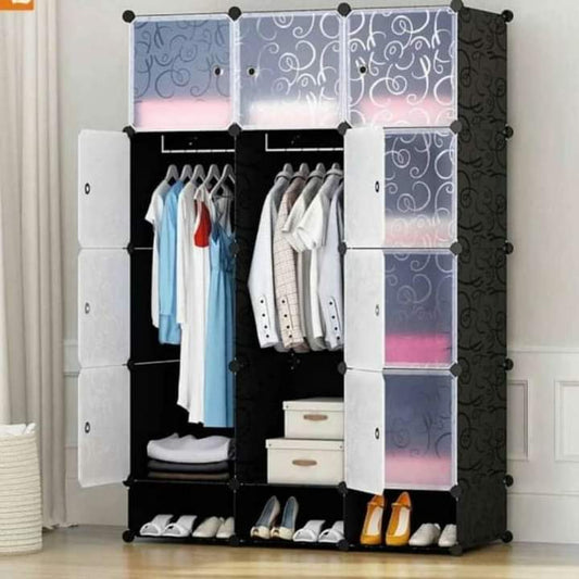 Garde-robe en plastique robuste