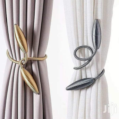 Attaches de rideau/ support