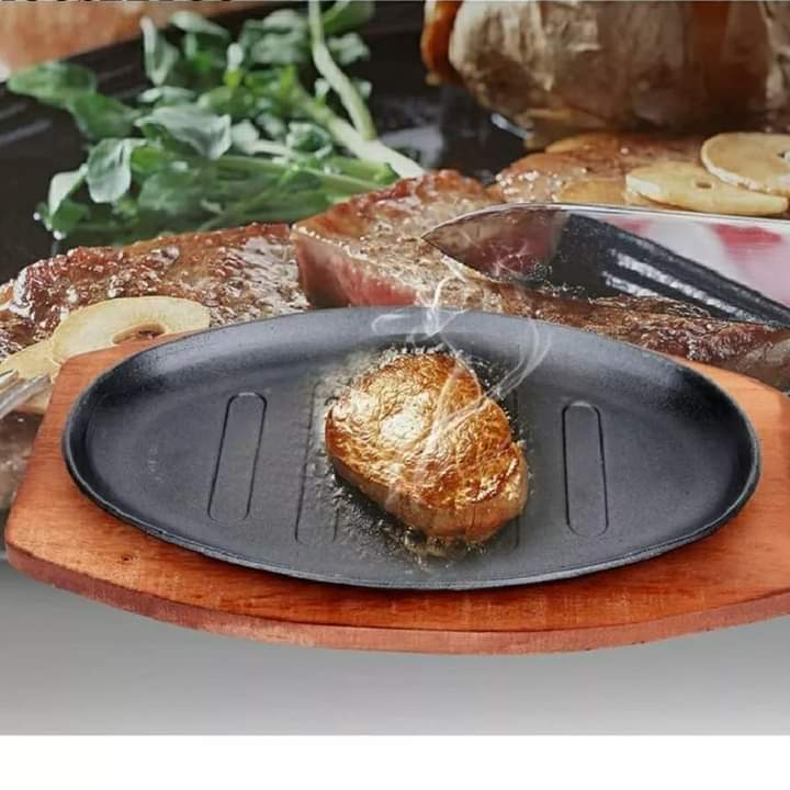 Plaque chauffante avec support en bambou