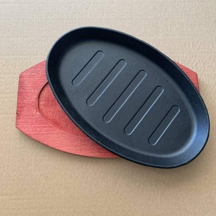 Plaque chauffante avec support en bambou