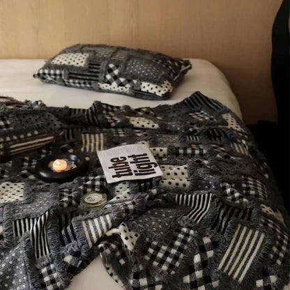 Couverture de literie confortable à carreaux classiques