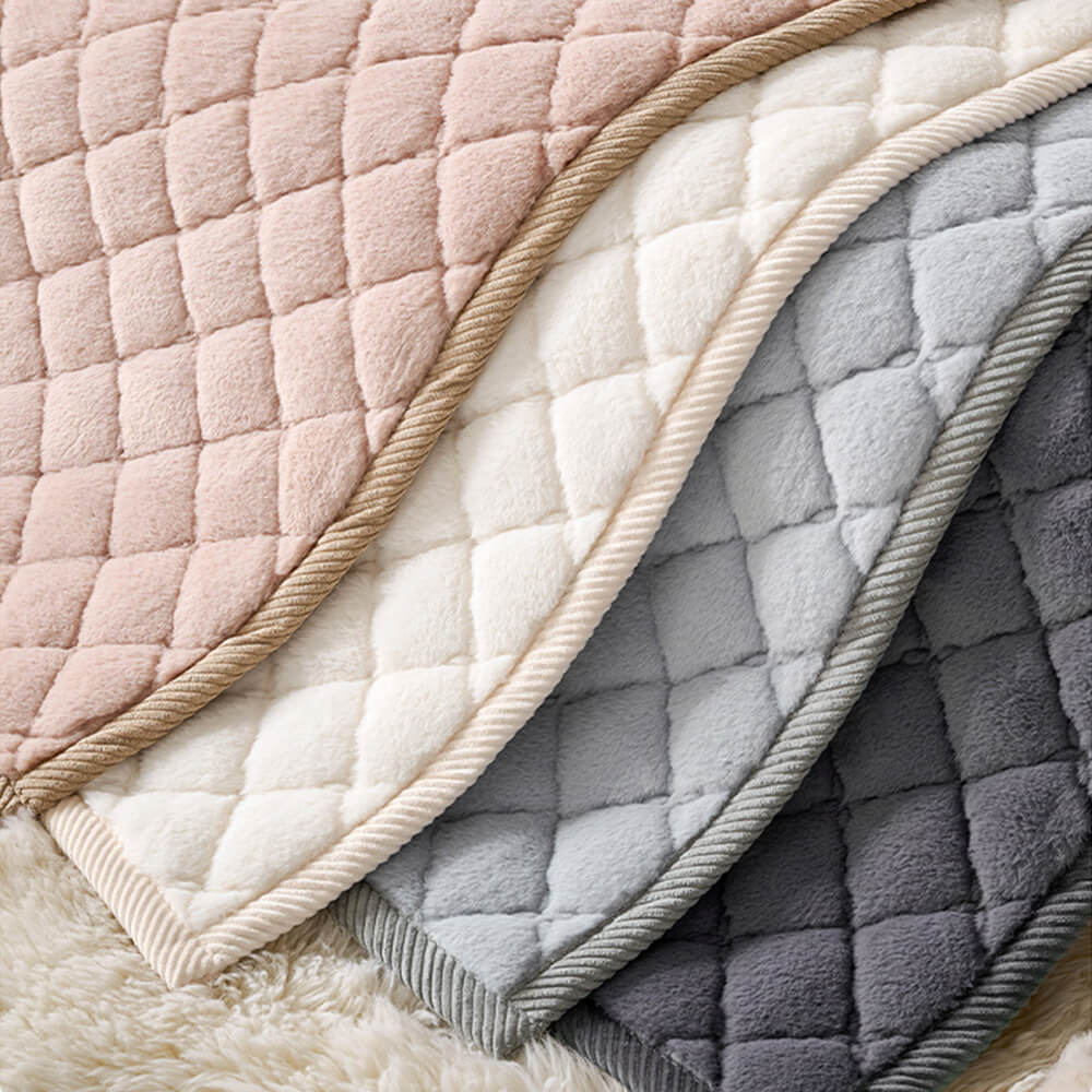 Couvre-canapé en peluche douce matelassée en diamant anti-dérapante