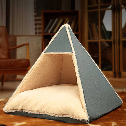 Lit de tente de camping triangulaire pour chiens et chats, grand espace, chaud et respectueux de la peau