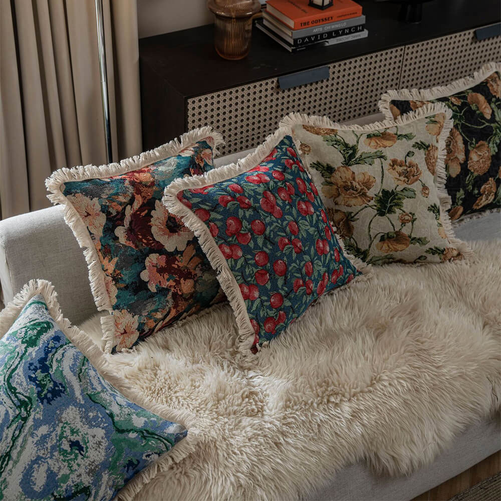 Coussin décoratif en tapisserie florale vintage