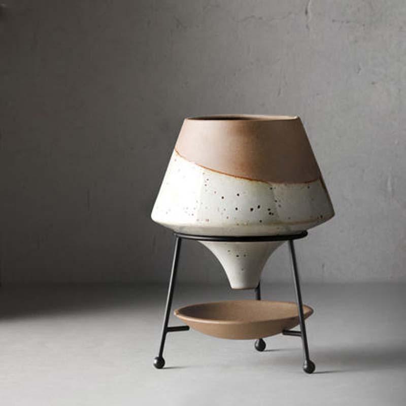 Floroux droplet-shaped plant pot with saucer | Elegant clay pot for modern decor