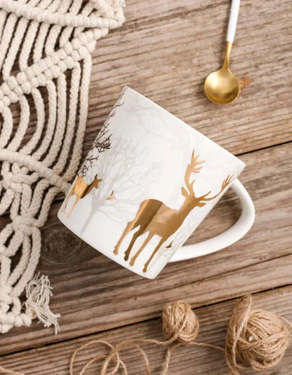 Tasses à café en céramique heureuses