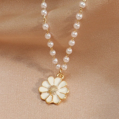 Collier élégant Marguerite et Perle pour Dames - Édition Lara