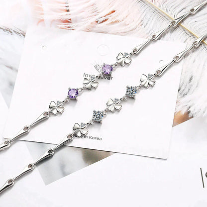 Charms of Fortune : Magnifique bracelet chanceux en trèfle à quatre feuilles avec de belles pierres précieuses