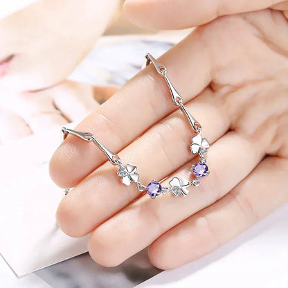 Charms of Fortune : Magnifique bracelet chanceux en trèfle à quatre feuilles avec de belles pierres précieuses