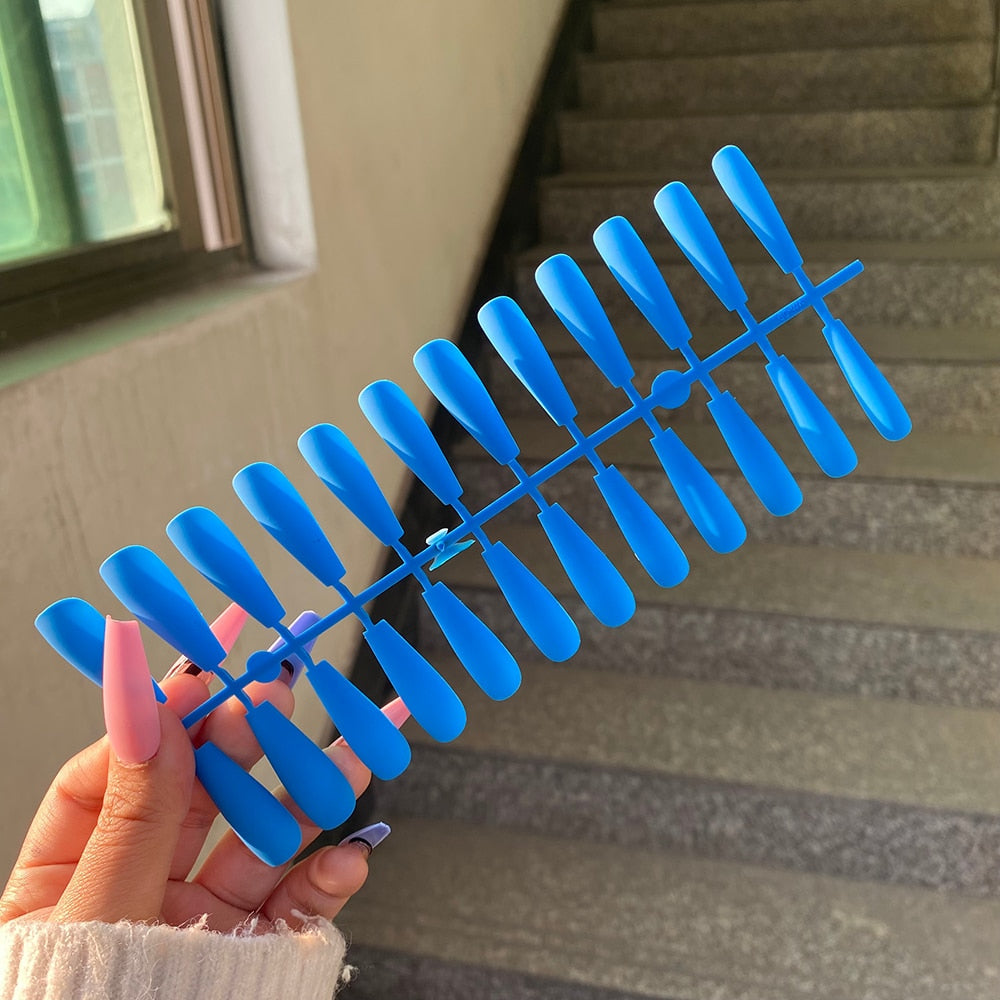 ChicNails - Ensemble de faux ongles mats 24 pièces