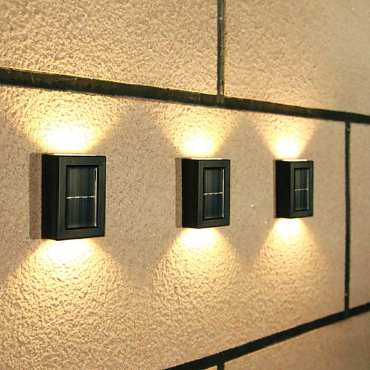 Floroux – Applique murale extérieure solaire pour un éclairage de terrasse sans effort
