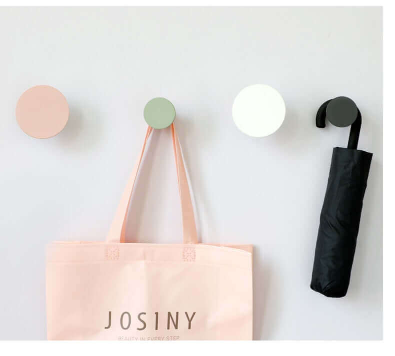 Crochets muraux créatifs