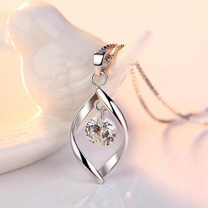 Collier en argent élégant avec pendentif en cristal zirconia éclatant - Elinor