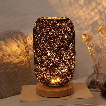 Floroux - Lampe de table en bois Rope