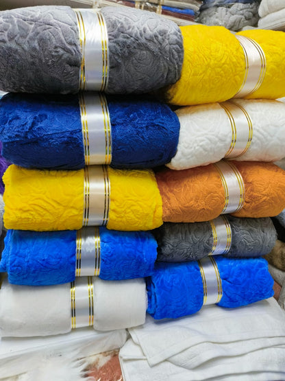 Couverture en polaire corail